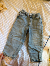 Load image into Gallery viewer, Barrel Jeans (4)