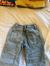 Load image into Gallery viewer, Barrel Jeans (4)