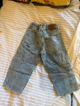 Load image into Gallery viewer, Cut Patch Jeans (3-4)