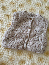 Load image into Gallery viewer, Floral Vest