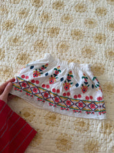 Load image into Gallery viewer, MIni Skirt Embroidered