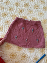 Load image into Gallery viewer, Floral Knit Skirt