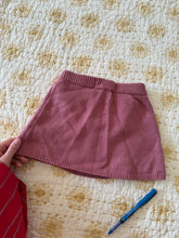 Load image into Gallery viewer, Floral Knit Skirt
