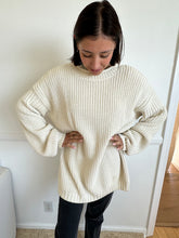 Load image into Gallery viewer, Vintage White Sweater