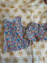 Load image into Gallery viewer, Floral Set