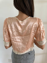 Load image into Gallery viewer, Vintage Pink Top